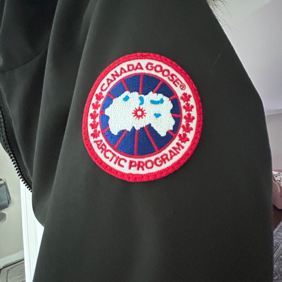 Canada Goose Women’s Leslie Jacket (size small) - Picture 5 of 5